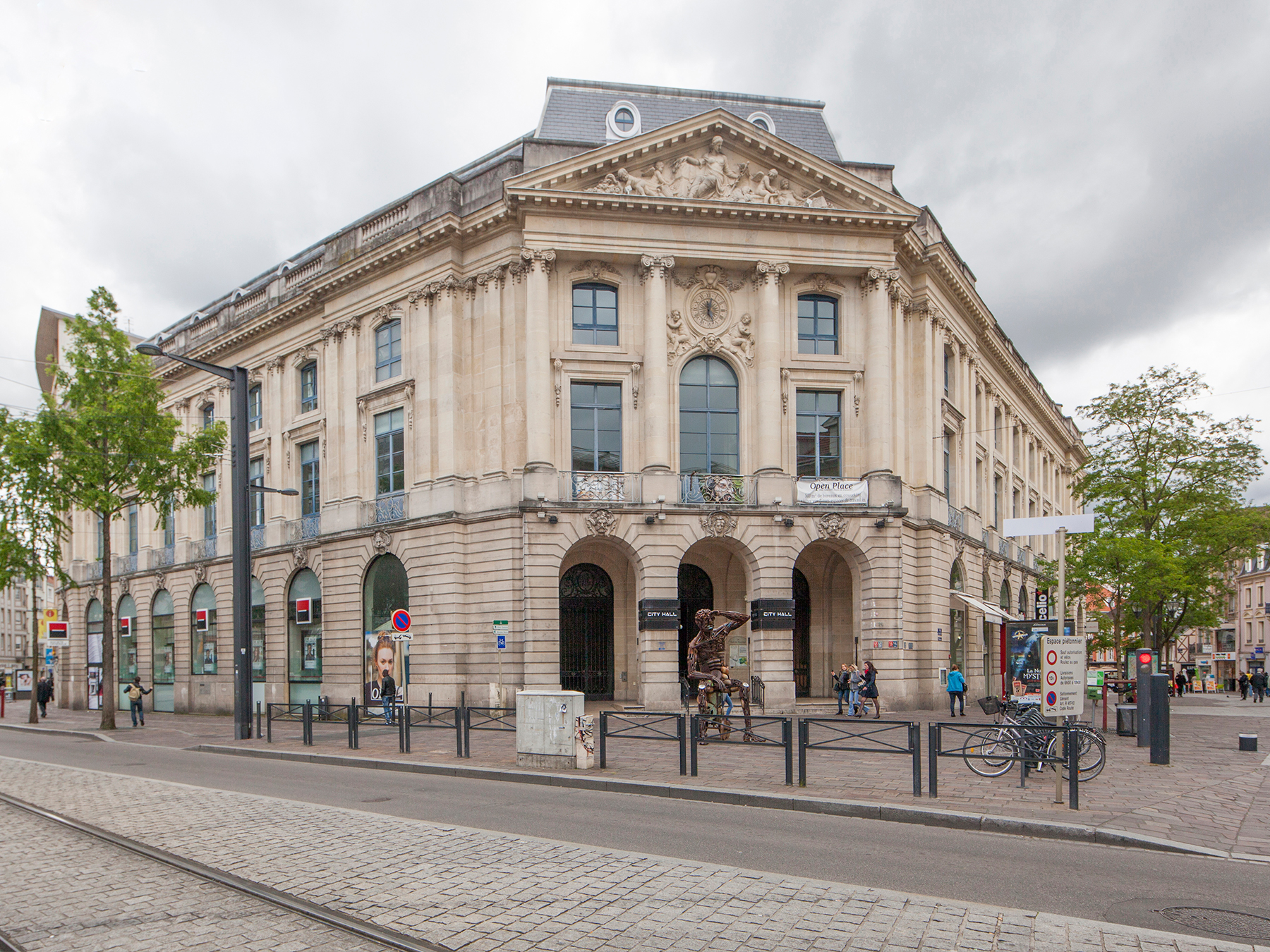 Le Pavillon